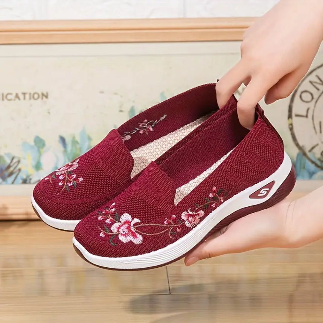 💥 Limited-Time Offer: Get 40% OFF Today! 💥Women's Embroidered Orthopedic Shoes – Style Meets All-Day Comfort