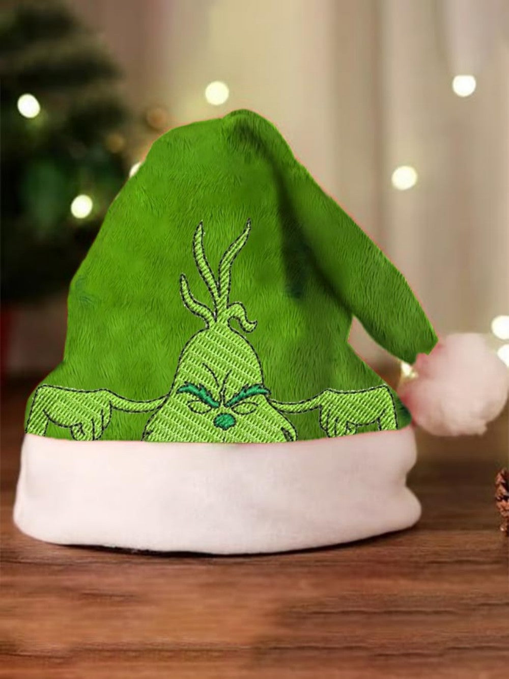 🎄 Sneaky Green Santa Hat – The “Not-So-Jolly” Christmas Grump Hat