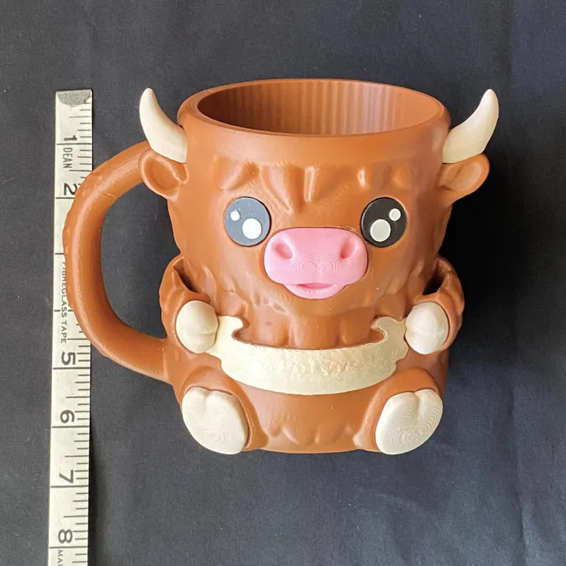 Highland Cow Ice Pint Holder 🐮❄️ – Cute Freezer Dessert Keeper with Spoon & Drawer