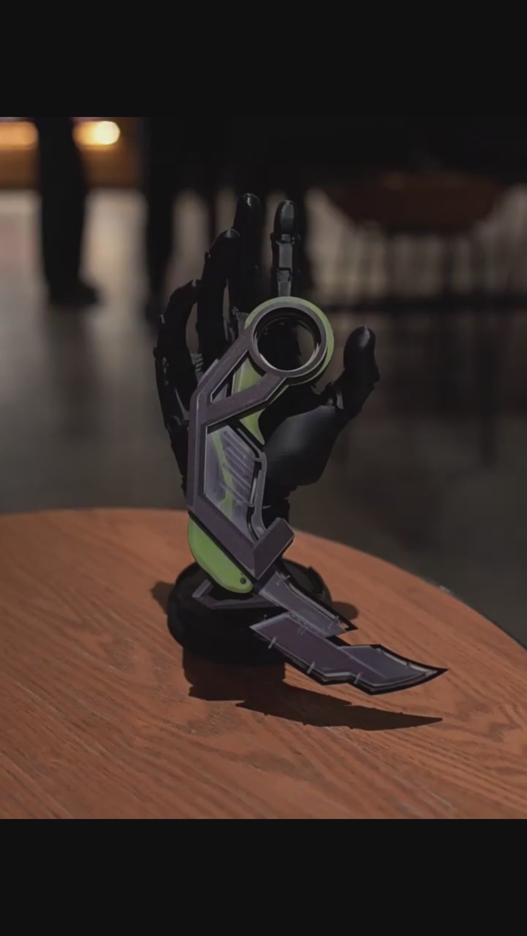 Acrylic Glow-in-the-Dark Toy Model Glowing Weapon Model Toy Claw Knife Toy Claw Knife Model Glowing Claw Knife | FREE SHIPPING